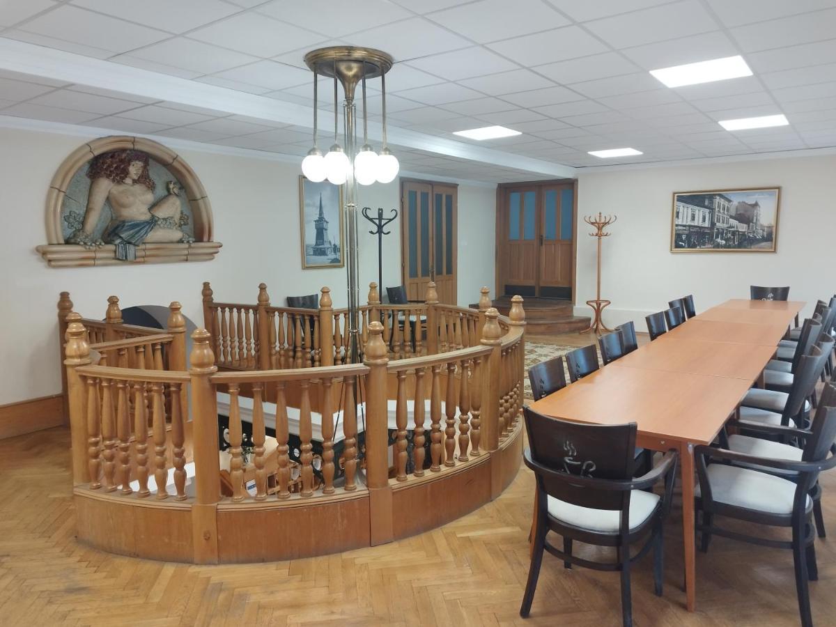 Hotel Pannonia มิชโคลซ์ ภายนอก รูปภาพ